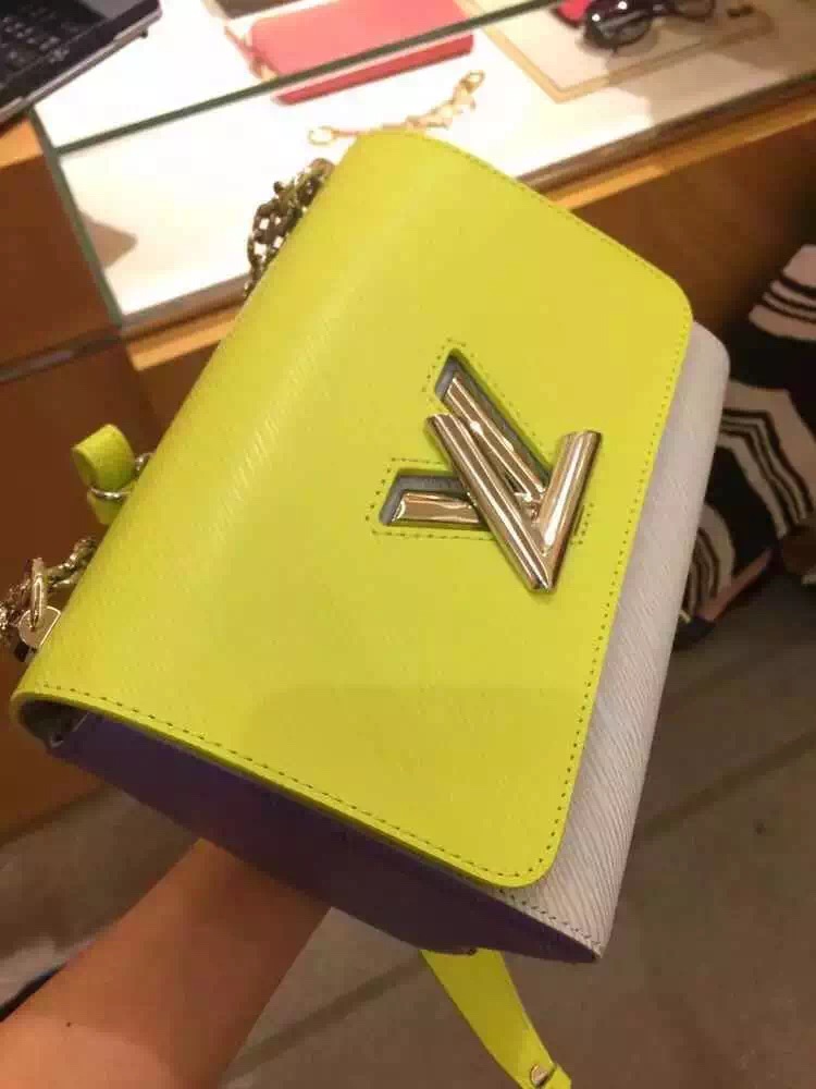 Authentic Louis Vuitton Epi Twist MM Bag M42349 Vert Acide